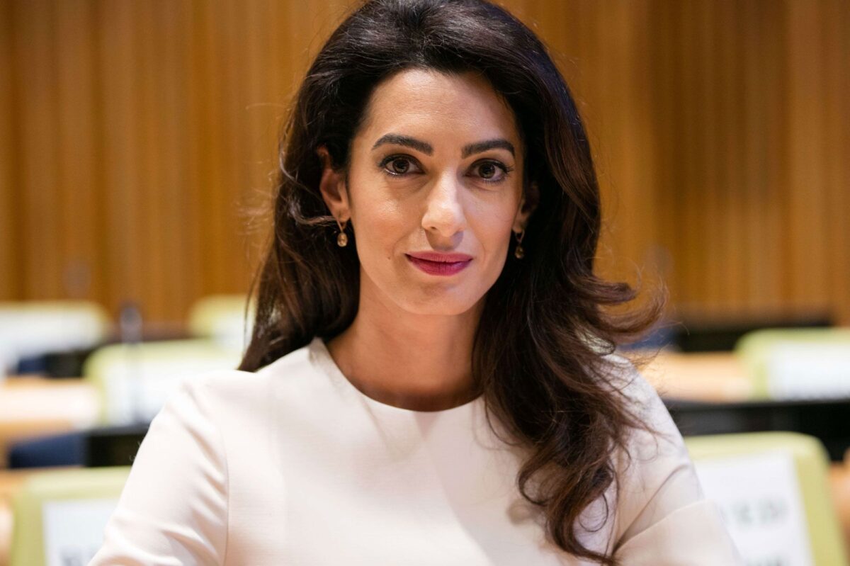 Amal Clooney travaille pour la CPI, structure récemment sanctionnée par l'administration de Donald Trump.