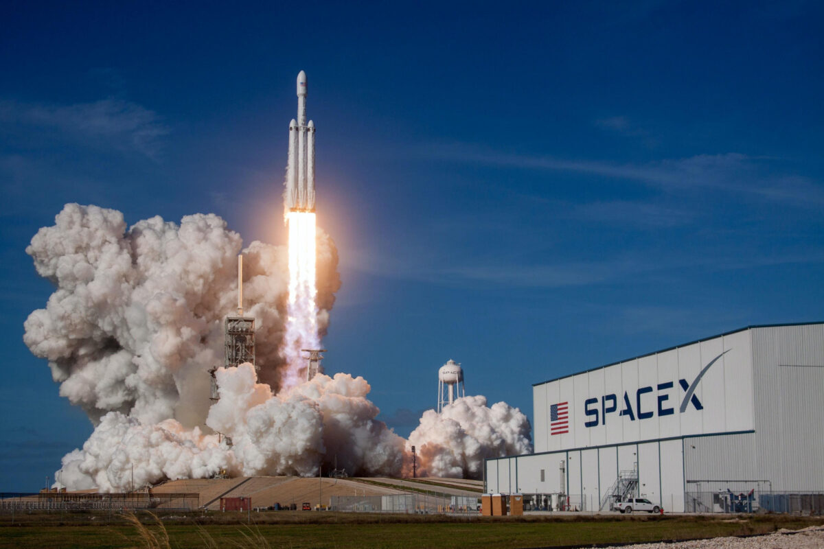 Aujourd'hui, Elissa Butterfield travaille pour l'un des principaux investisseurs de SpaceX.