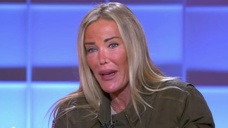 Ophélie Winter est également défiguré suite à un cambriolage à son domicile.