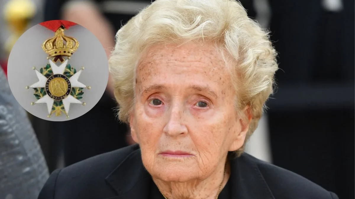 Bernadette Chirac vient de se faire décerner la Légion d'honneur.