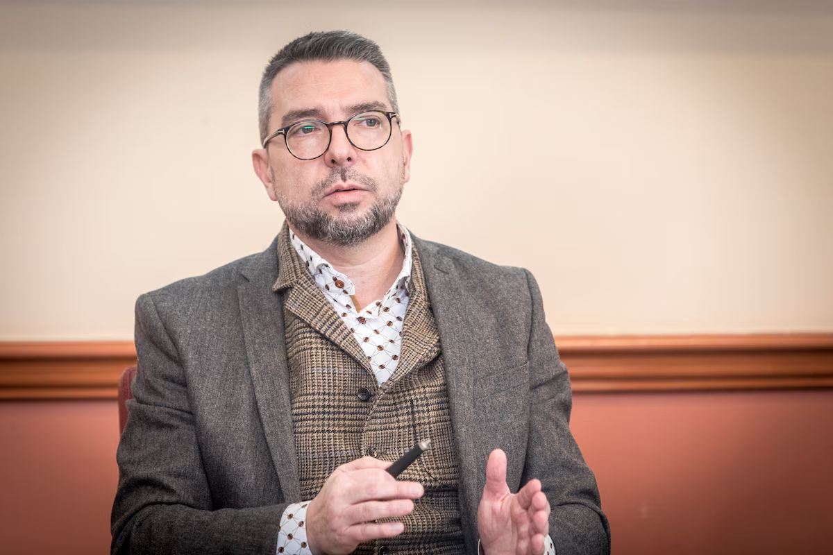 Serge Fillot condamne les actes de violence et de vengeance dans sa commune.