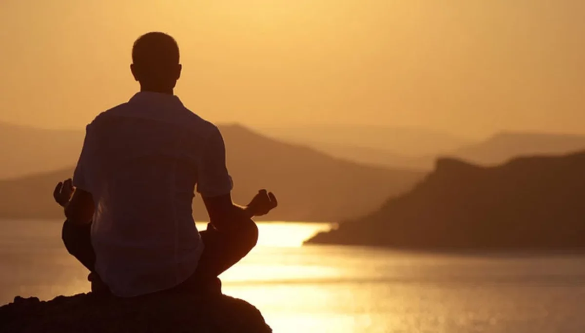 Faites le plein d'énergie, faites de la méditation.